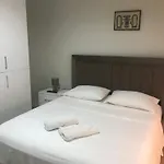 Home Inn Apartaments Tirana Apartment